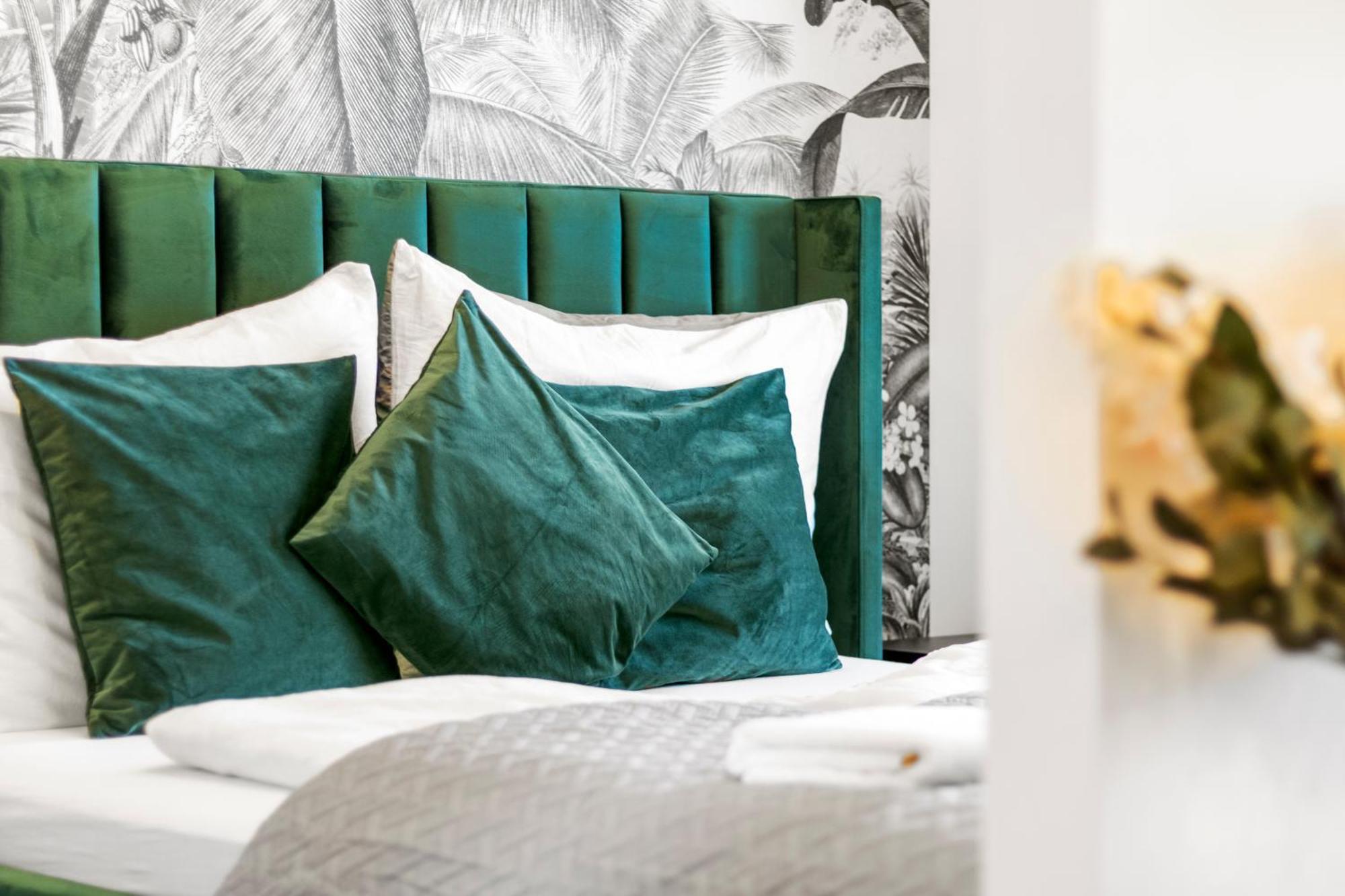 Balcony I 50 M² I Near Center Viena